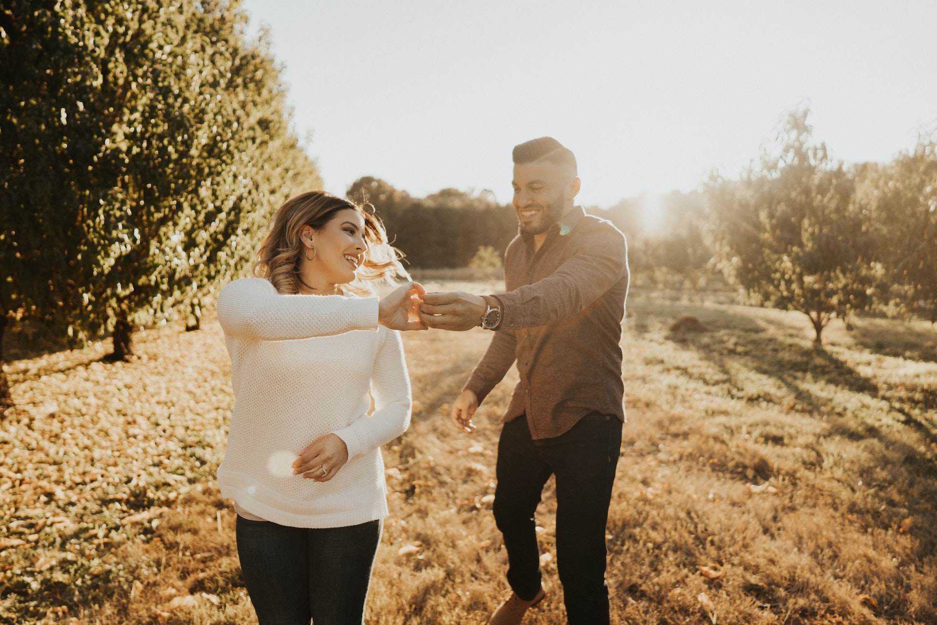 Research: Gratitude Protects Couples From The Stress Of Daily Life